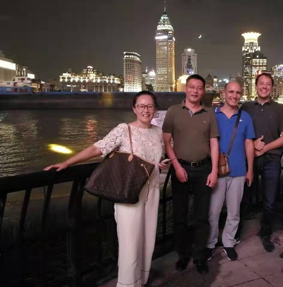 意大利布隆迪公司全球銷售總監(jiān)法比奧與荷蘭葛羅寧根客戶經(jīng)理佛倫茨來我公司交流
